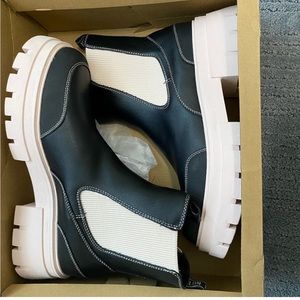 River island boots size 10. New with box.